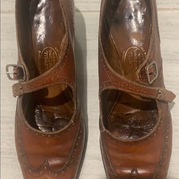 Maxwell Dover Street London- leather vintage heels - Picture 2 of 10